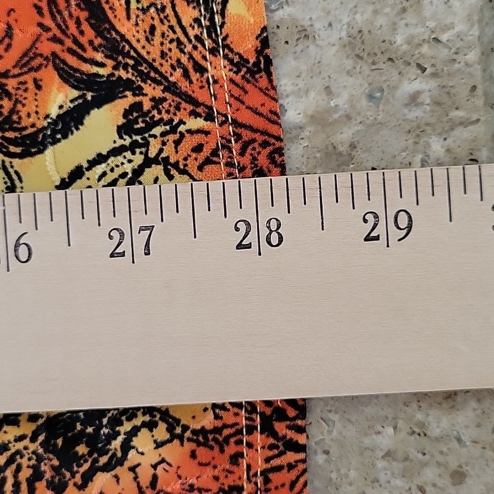 3/$12  Relativity silky sleeveless top Medium - Picture 5 of 6